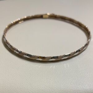 Elegant Two-Tone Engraved 10K Bangle Bracelet with Snap Lock